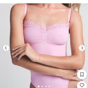 Skims Pink XS Stretch bodysuit